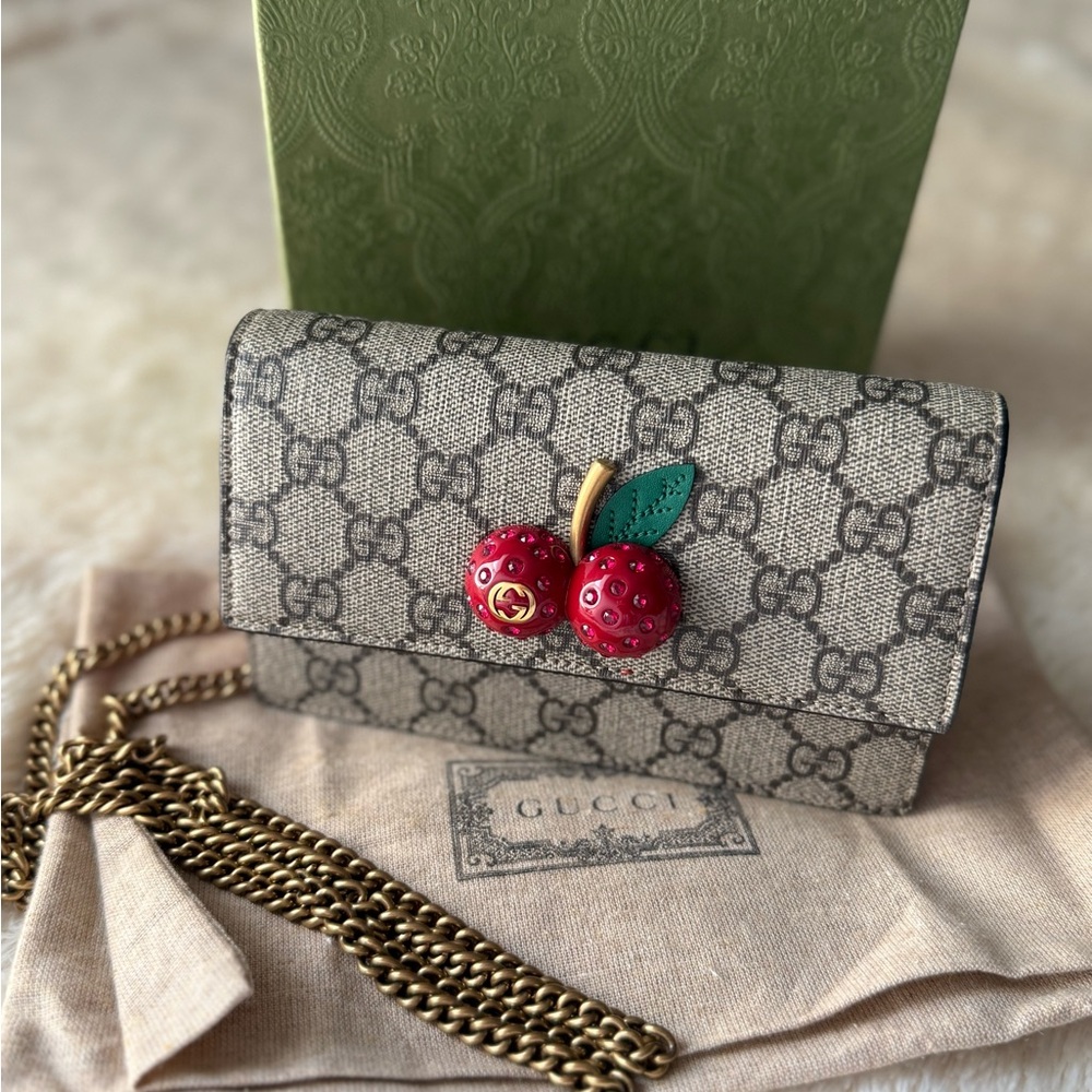 Gucci Brown and Red Clutch with GG Supreme Canvas